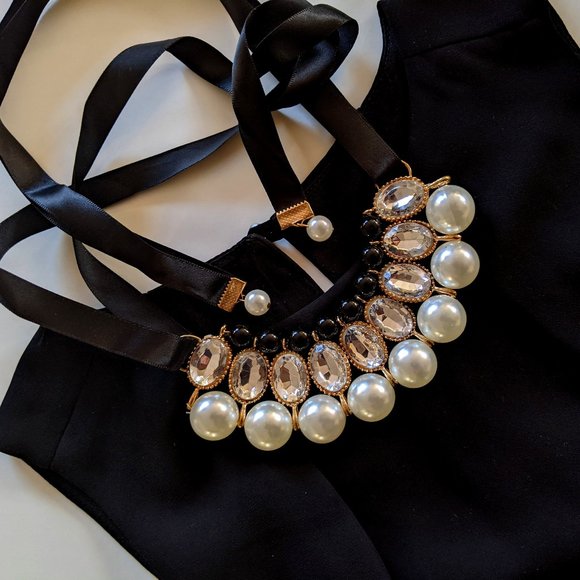 Pearl Statement Necklace - Picture 1 of 4